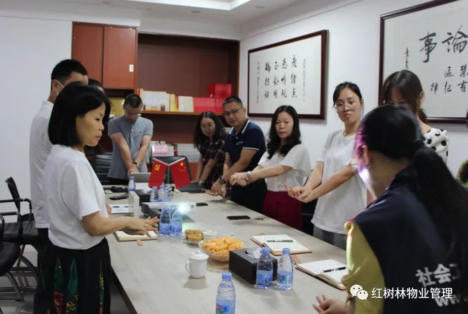紅樹林物業(yè) | “ 心肺復蘇術及海姆立克急救法 ” 培訓
