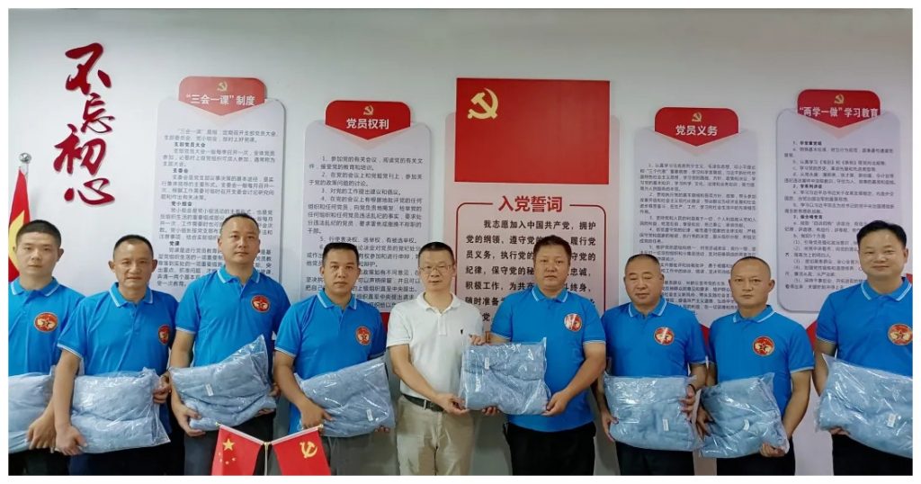 相聚紅樹林 再續(xù)軍旅情